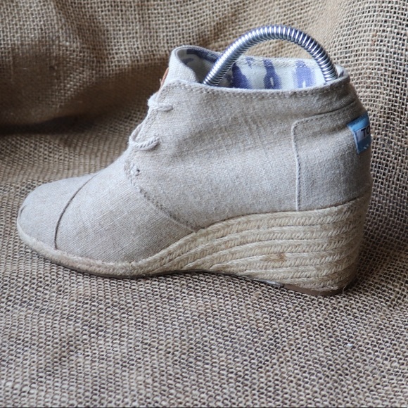 Toms Burlap like Wedge Booties - Picture 5 of 7